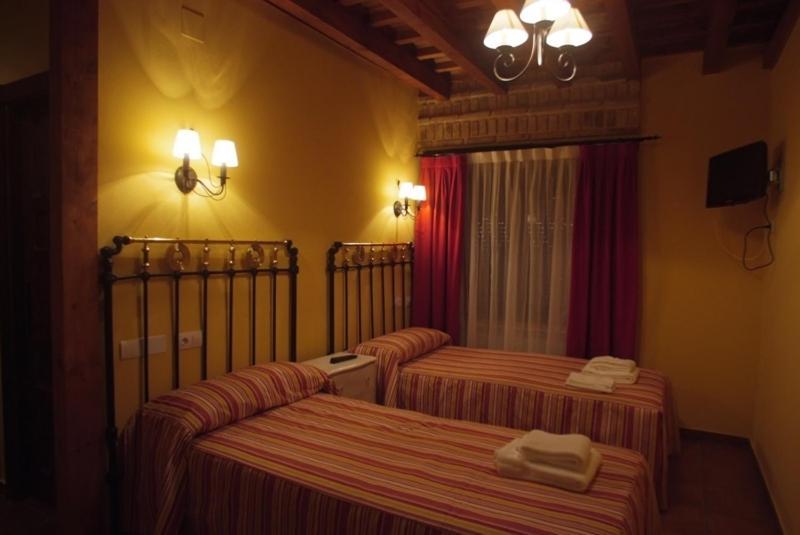 La Casona De Dona Petra Hotel Villarmentero de Campos Cameră foto